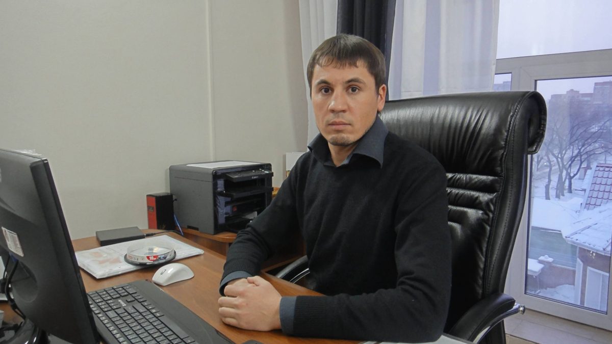 Денис Хапатько — директор, оценщик